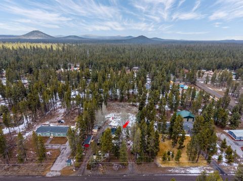 Tiny photo for 16122 Lava Drive, La Pine, OR 97739 (MLS # 220215727)