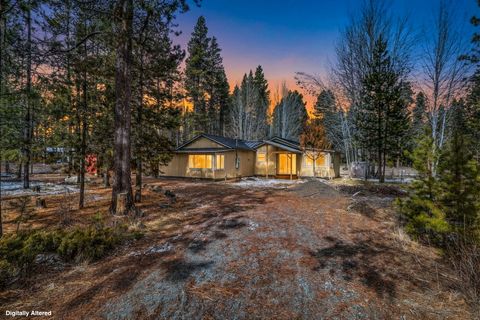 Tiny photo for 16122 Lava Drive, La Pine, OR 97739 (MLS # 220215727)