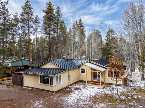 Tiny photo for 16122 Lava Drive, La Pine, OR 97739 (MLS # 220215727)