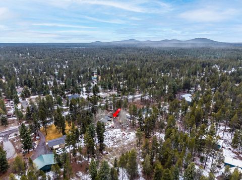 Tiny photo for 16122 Lava Drive, La Pine, OR 97739 (MLS # 220215727)