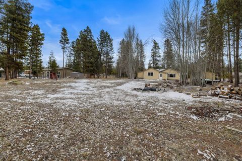 Tiny photo for 16122 Lava Drive, La Pine, OR 97739 (MLS # 220215727)