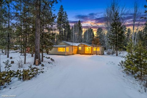 Tiny photo for 16122 Lava Drive, La Pine, OR 97739 (MLS # 220215727)