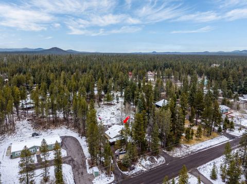 Tiny photo for 16122 Lava Drive, La Pine, OR 97739 (MLS # 220215727)