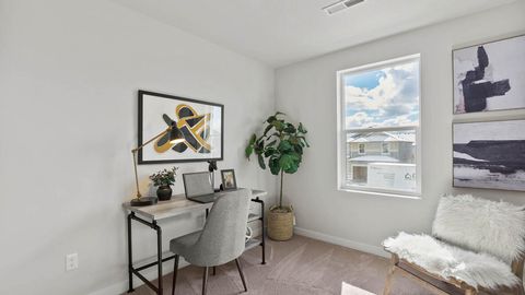 Tiny photo for 21544 SE Etna Place, Bend, OR 97702 (MLS # 220212406)