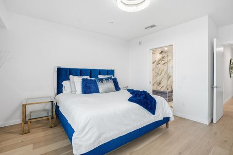 Tiny photo for 291 SW Bluff Drive #UNIT 320, Bend, OR 97702 (MLS # 220214959)