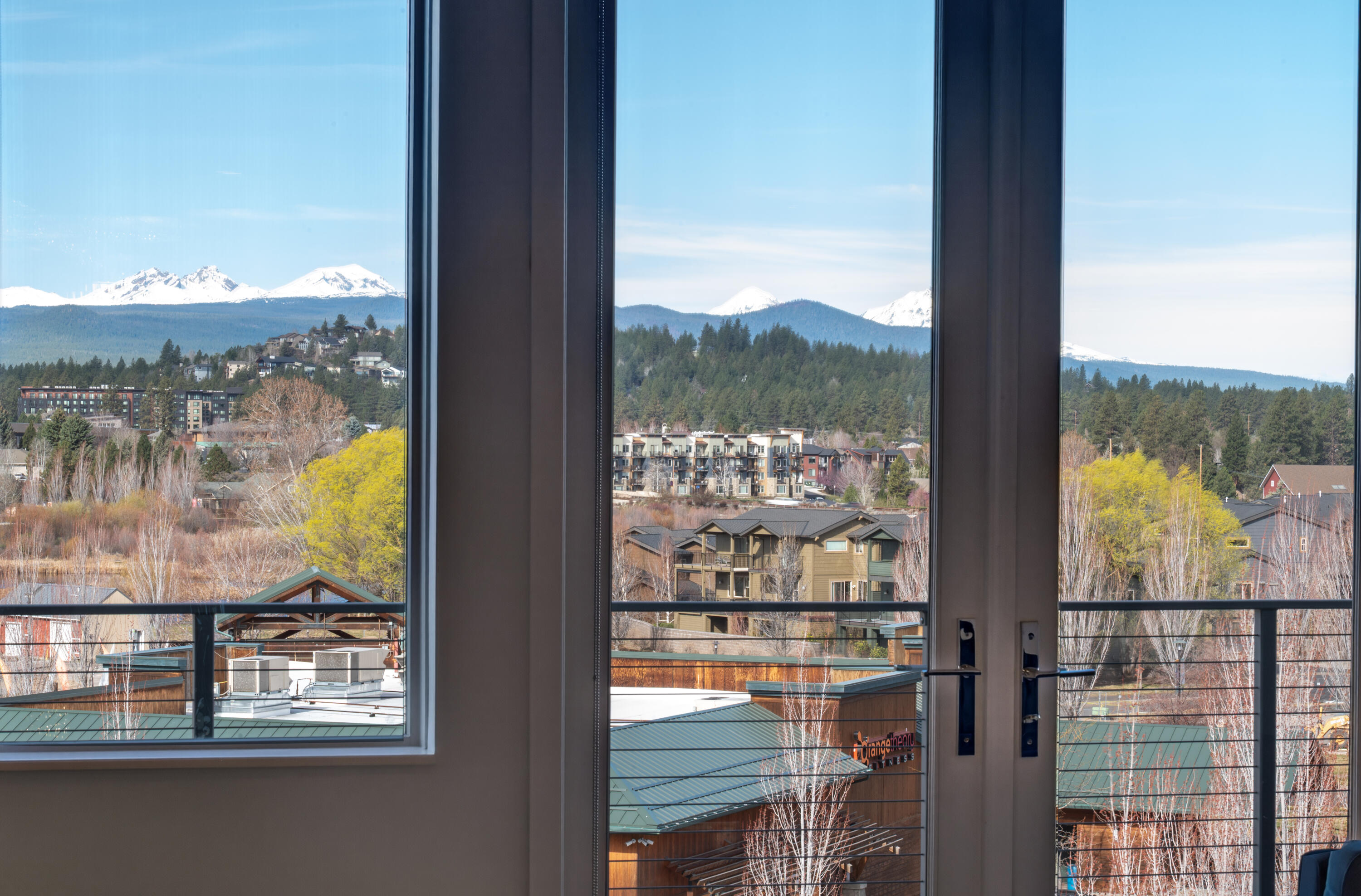 291 SW Bluff Drive UNIT 320