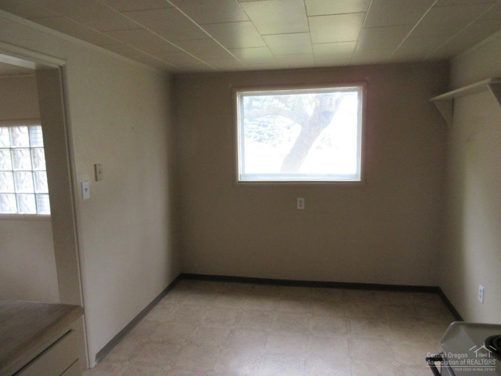 Oregon + Western - Residential