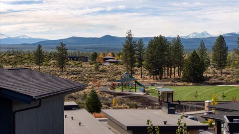 Tiny photo for 62667 NW Ember Place, Bend, OR 97703 (MLS # 220210802)
