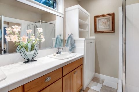 Tiny photo for 19672 Winter Wren Loop, Bend, OR 97702 (MLS # 220213161)