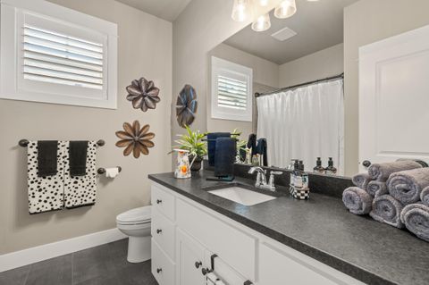 Tiny photo for 3890 Arena Drive, Medford, OR 97504 (MLS # 220211205)