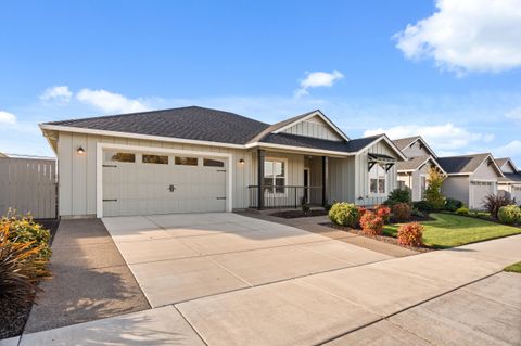Tiny photo for 3890 Arena Drive, Medford, OR 97504 (MLS # 220211205)