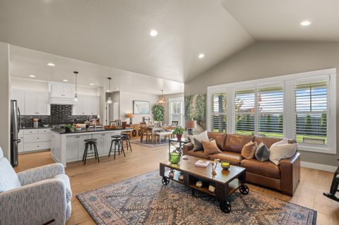 Tiny photo for 3890 Arena Drive, Medford, OR 97504 (MLS # 220211205)