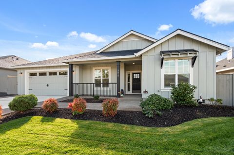 Tiny photo for 3890 Arena Drive, Medford, OR 97504 (MLS # 220211205)