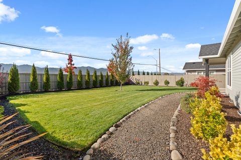 Tiny photo for 3890 Arena Drive, Medford, OR 97504 (MLS # 220211205)