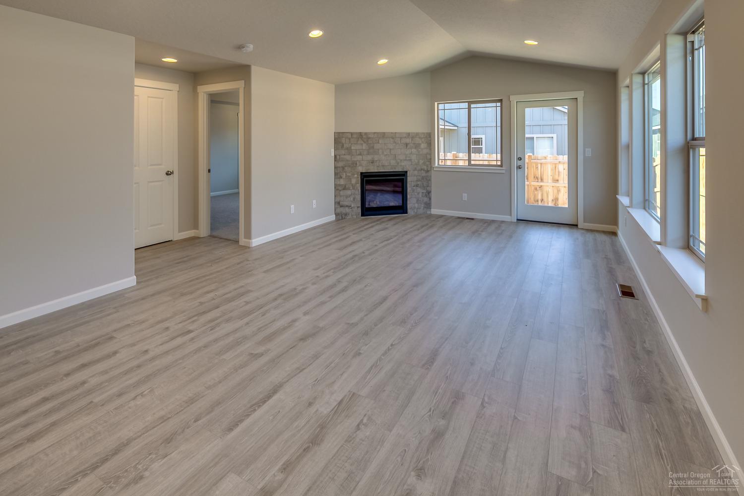 Fieldstone Crossing - Residential