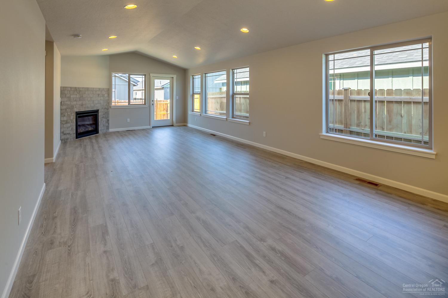 Fieldstone Crossing - Residential