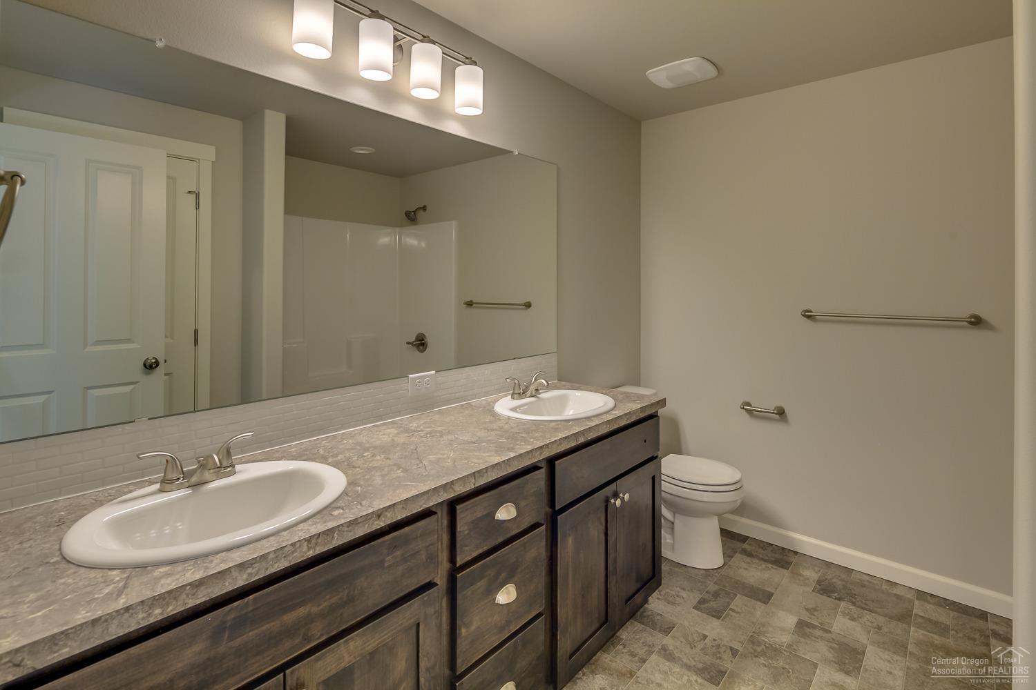 Fieldstone Crossing - Residential