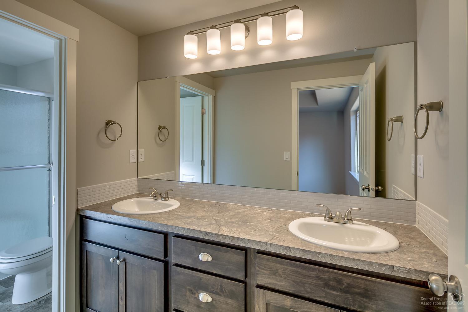 Fieldstone Crossing - Residential