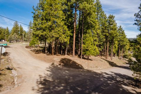 Tiny photo for 8909 Ponderosa Place, Klamath Falls, OR 97601 (MLS # 220217576)