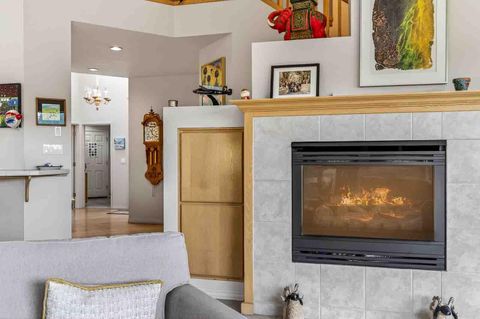 Tiny photo for 19745 Mount Bachelor Court, Bend, OR 97702 (MLS # 220212873)