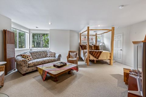 Tiny photo for 19745 Mount Bachelor Court, Bend, OR 97702 (MLS # 220212873)