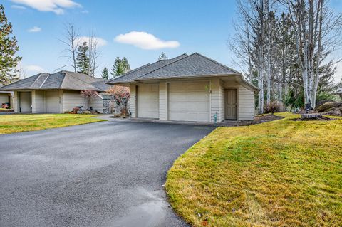 Tiny photo for 19745 Mount Bachelor Court, Bend, OR 97702 (MLS # 220212873)