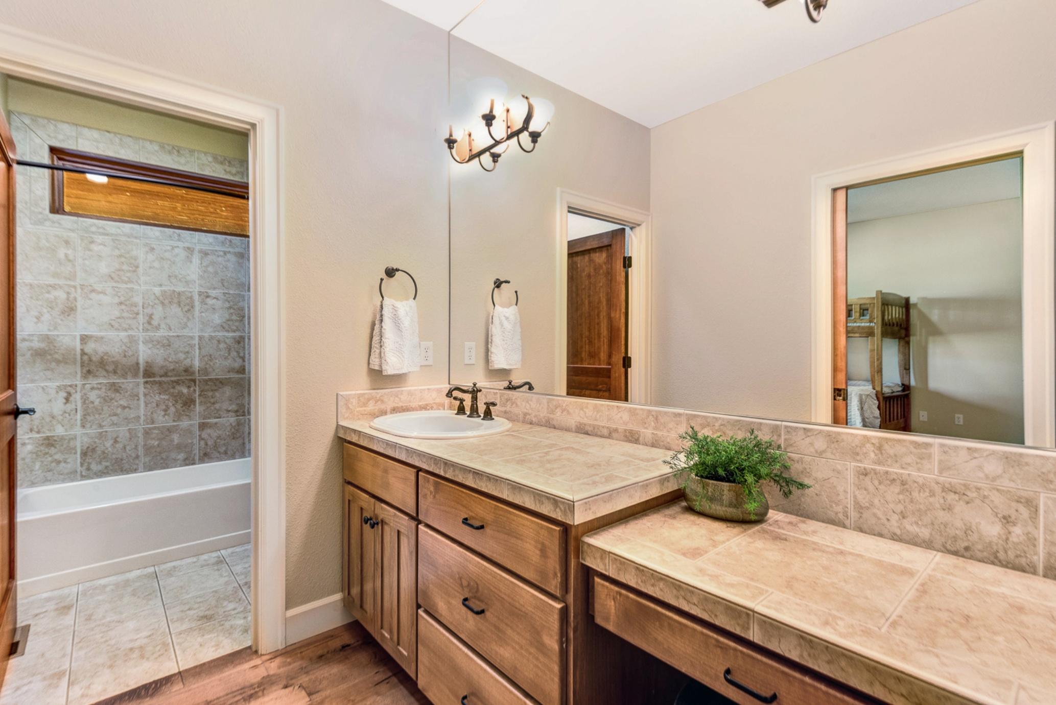 Awbrey Glen - Residential