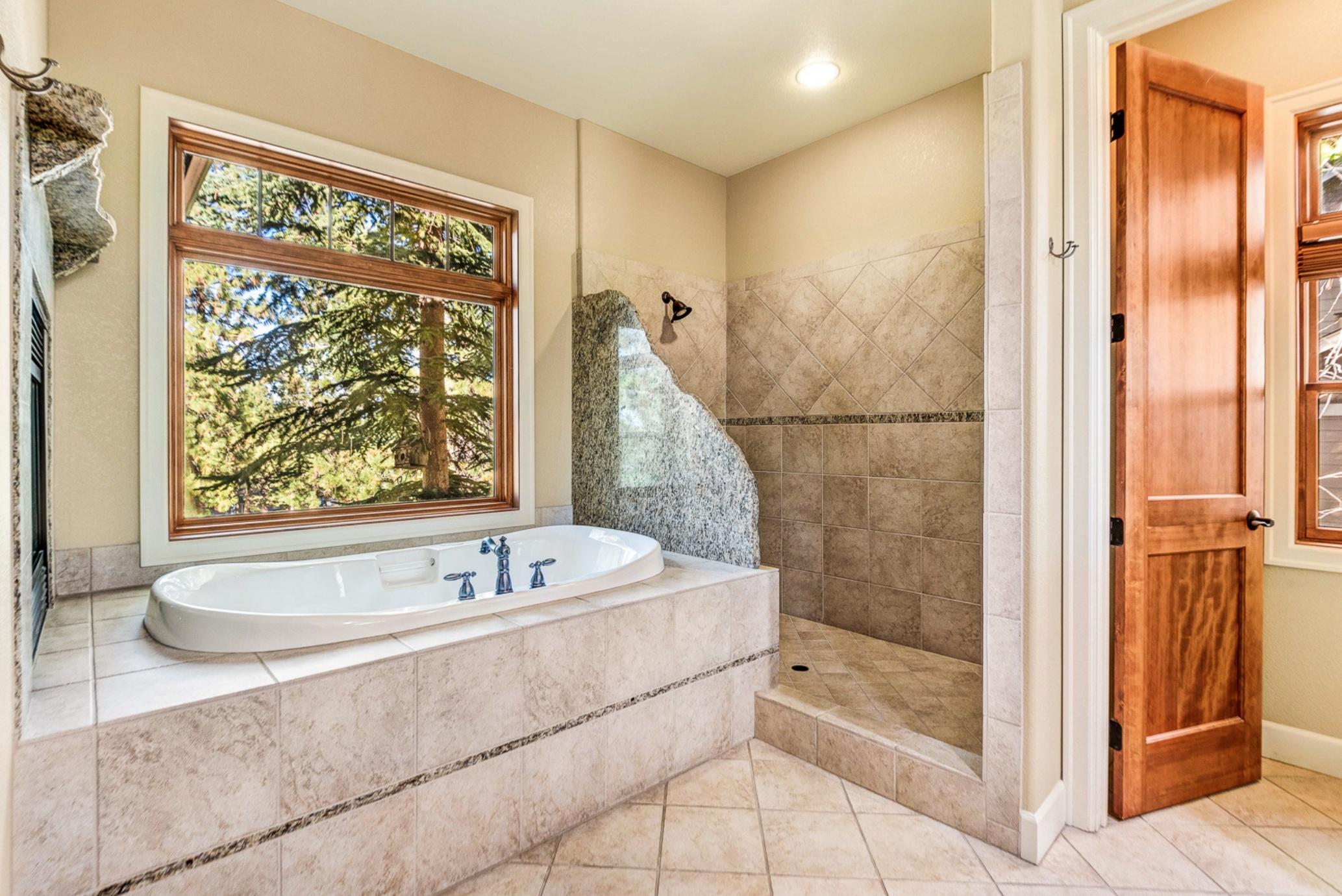 Awbrey Glen - Residential