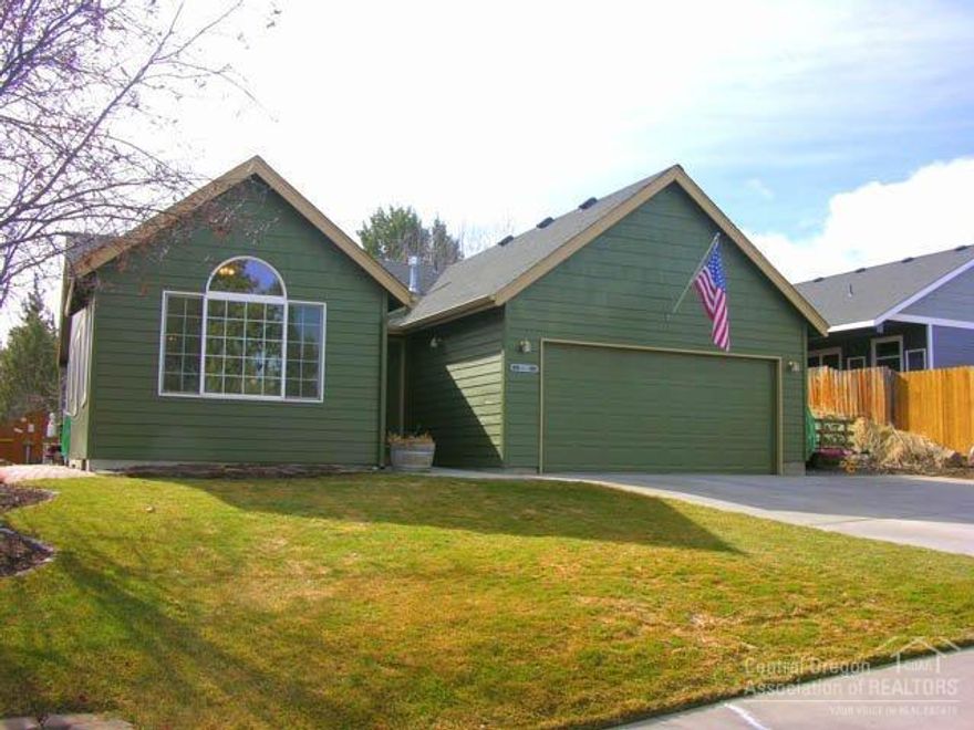 Wonderful Quality Built N.E. Single Level Bend Home! Better hurry for this great 3Bd/2Ba home featuring: tiled entry, vaulted living & dining room, separate family room to open vaulted kitchen w/big B-Bar, tile floor, gas R/O, spacious master suite w/his & her closets, private bath w/dbl vanity, big covered back deck w/landscaped backyard, oversized cement driveway & side yard for boat/trailer, new exterior paint, gas Forced-Air heating & Central AC, nice view of the Cascades from the front yard too!