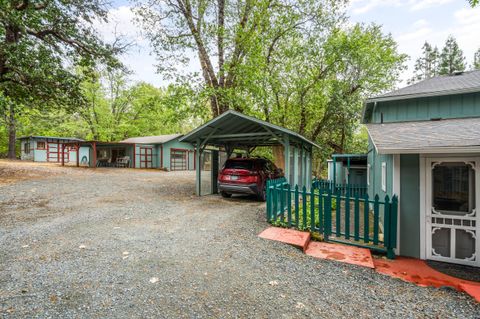 Tiny photo for 7771 Monument Drive, Grants Pass, OR 97526 (MLS # 220219951)