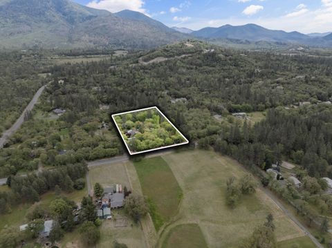 Tiny photo for 7771 Monument Drive, Grants Pass, OR 97526 (MLS # 220219951)