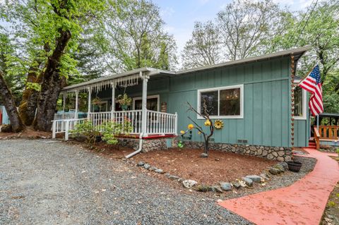 Tiny photo for 7771 Monument Drive, Grants Pass, OR 97526 (MLS # 220219951)