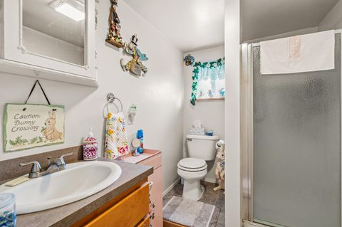 Tiny photo for 7771 Monument Drive, Grants Pass, OR 97526 (MLS # 220219951)