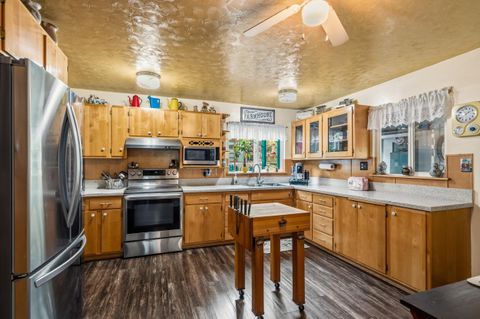 Tiny photo for 7771 Monument Drive, Grants Pass, OR 97526 (MLS # 220219951)