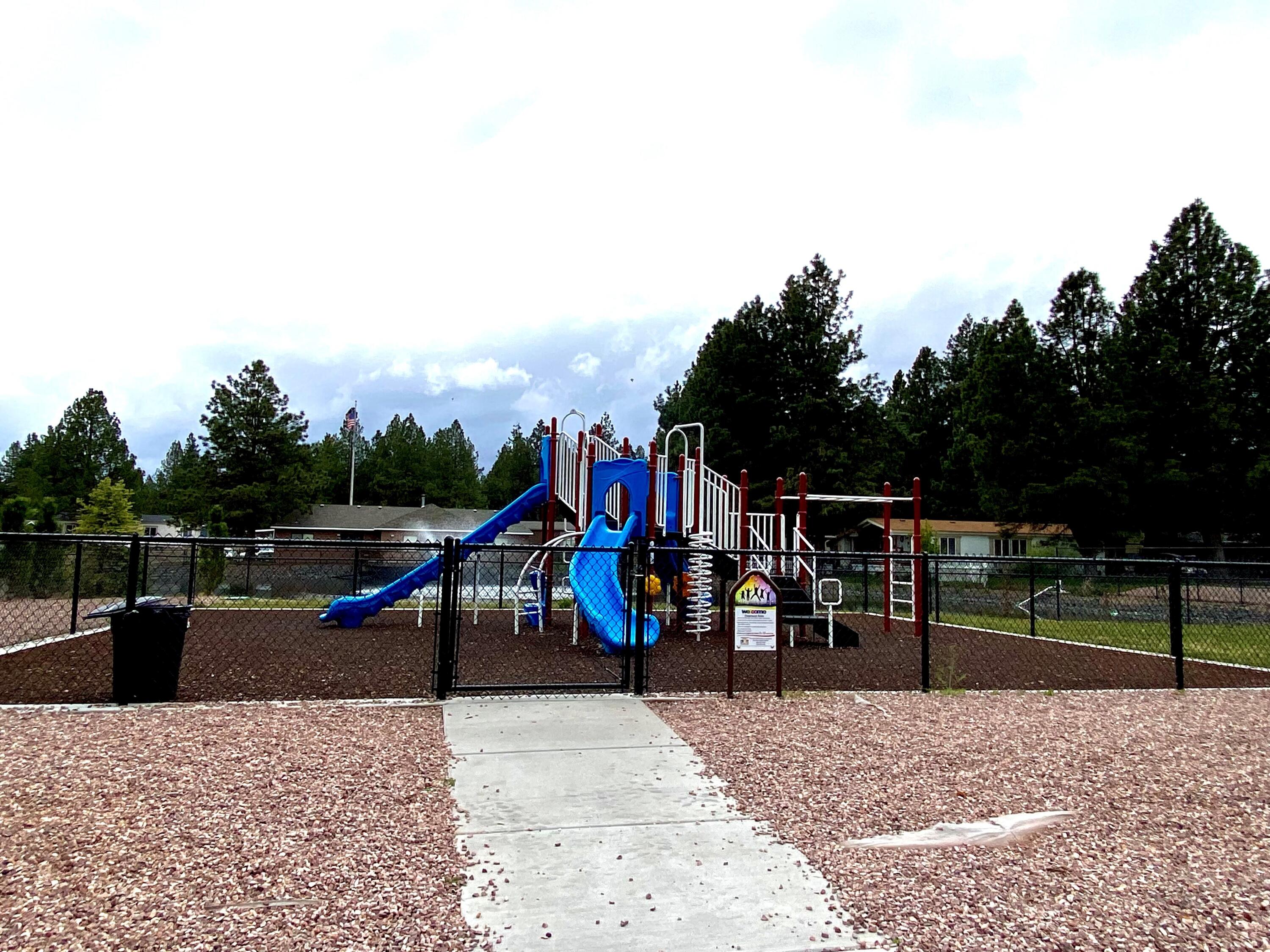 The Pines - Residential