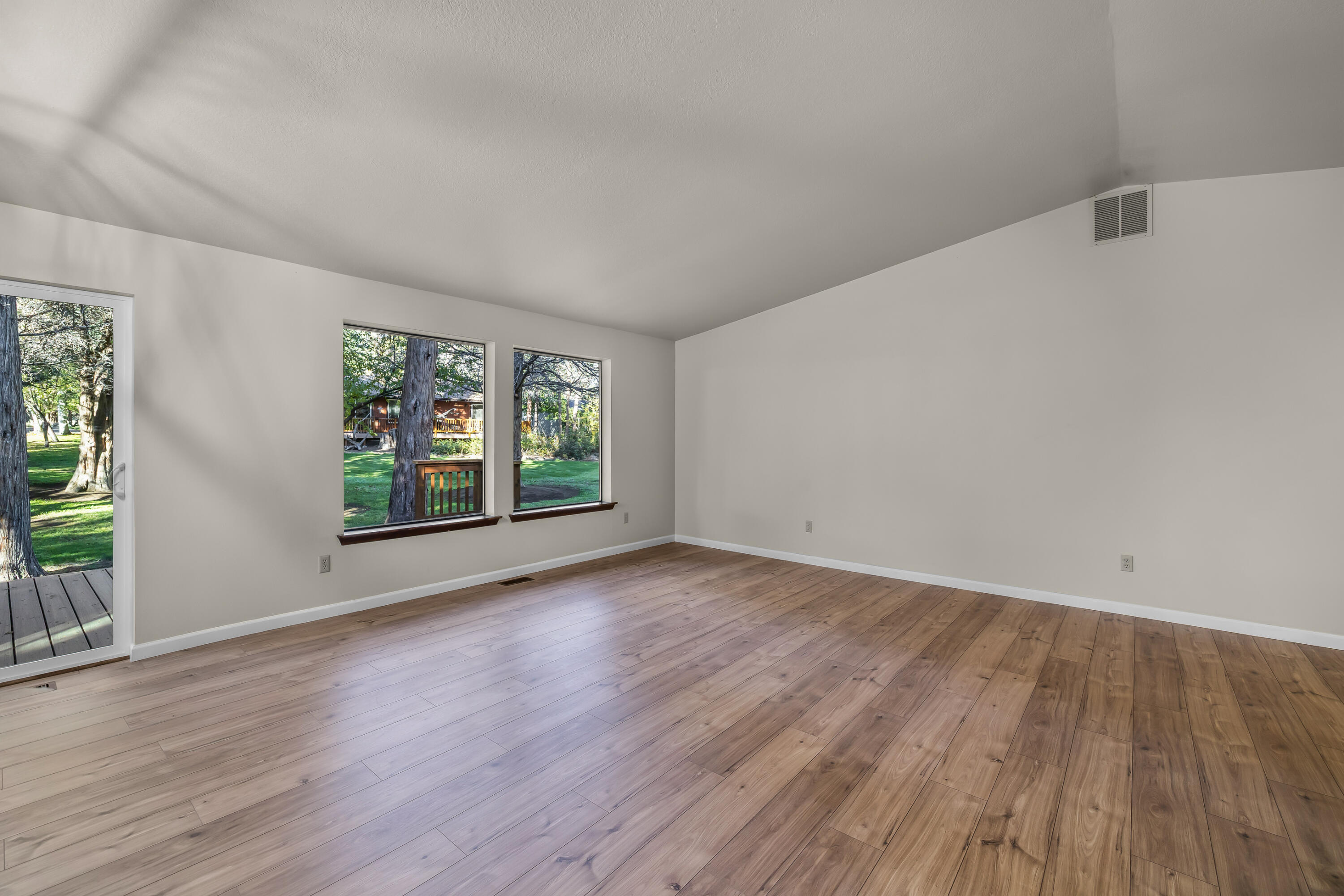 Nottingham Square - Residential