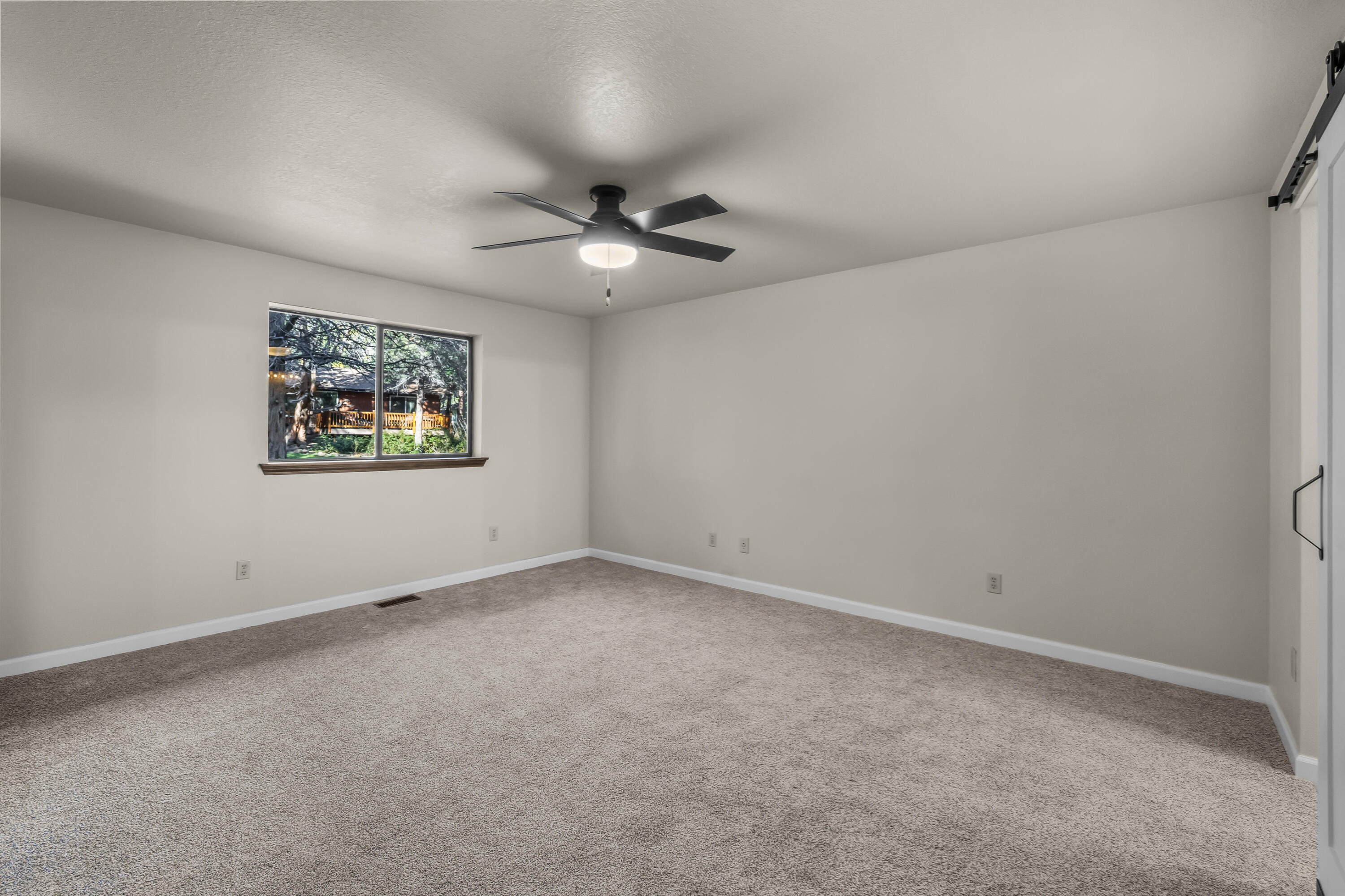 Nottingham Square - Residential