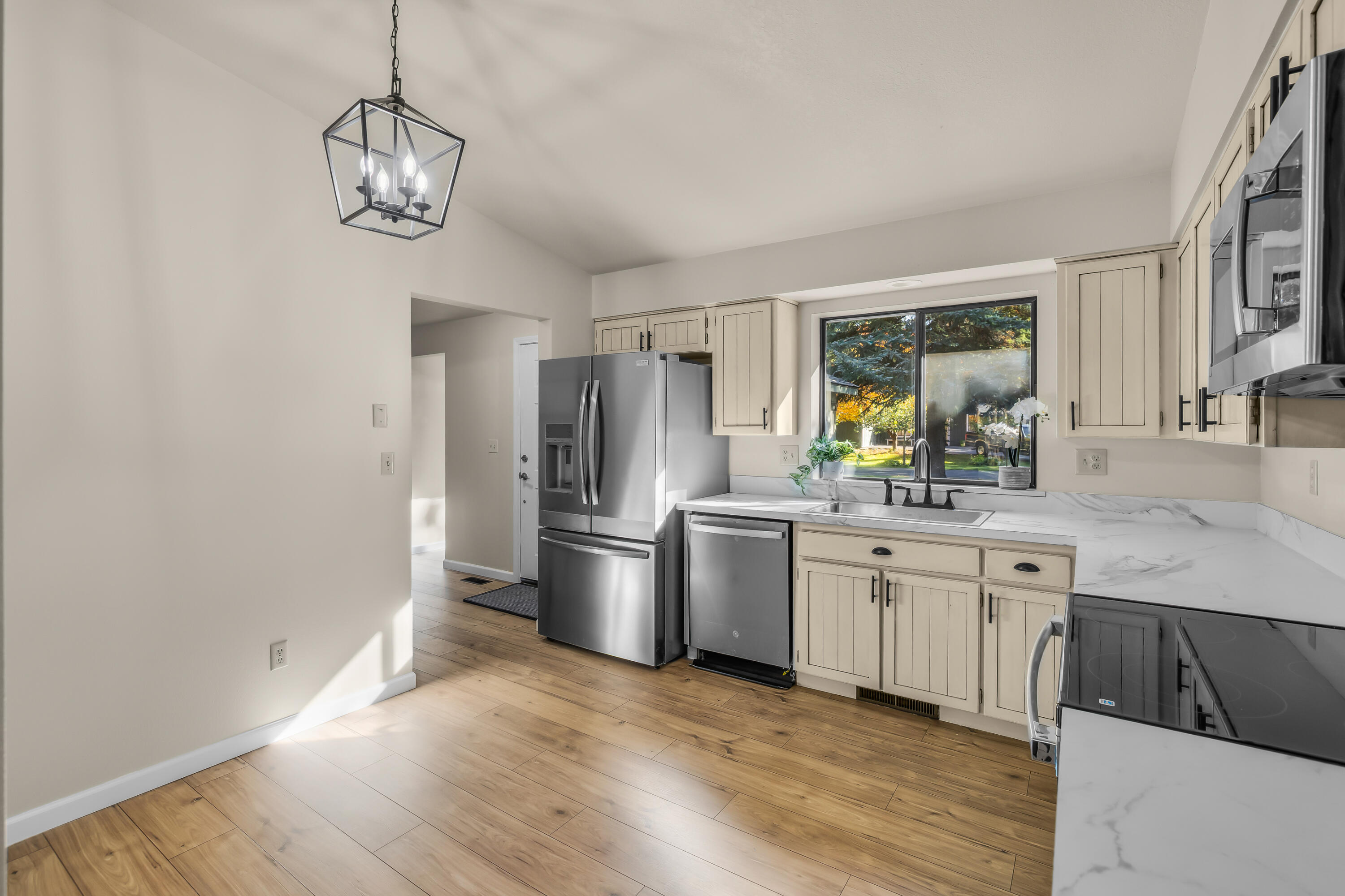 Nottingham Square - Residential