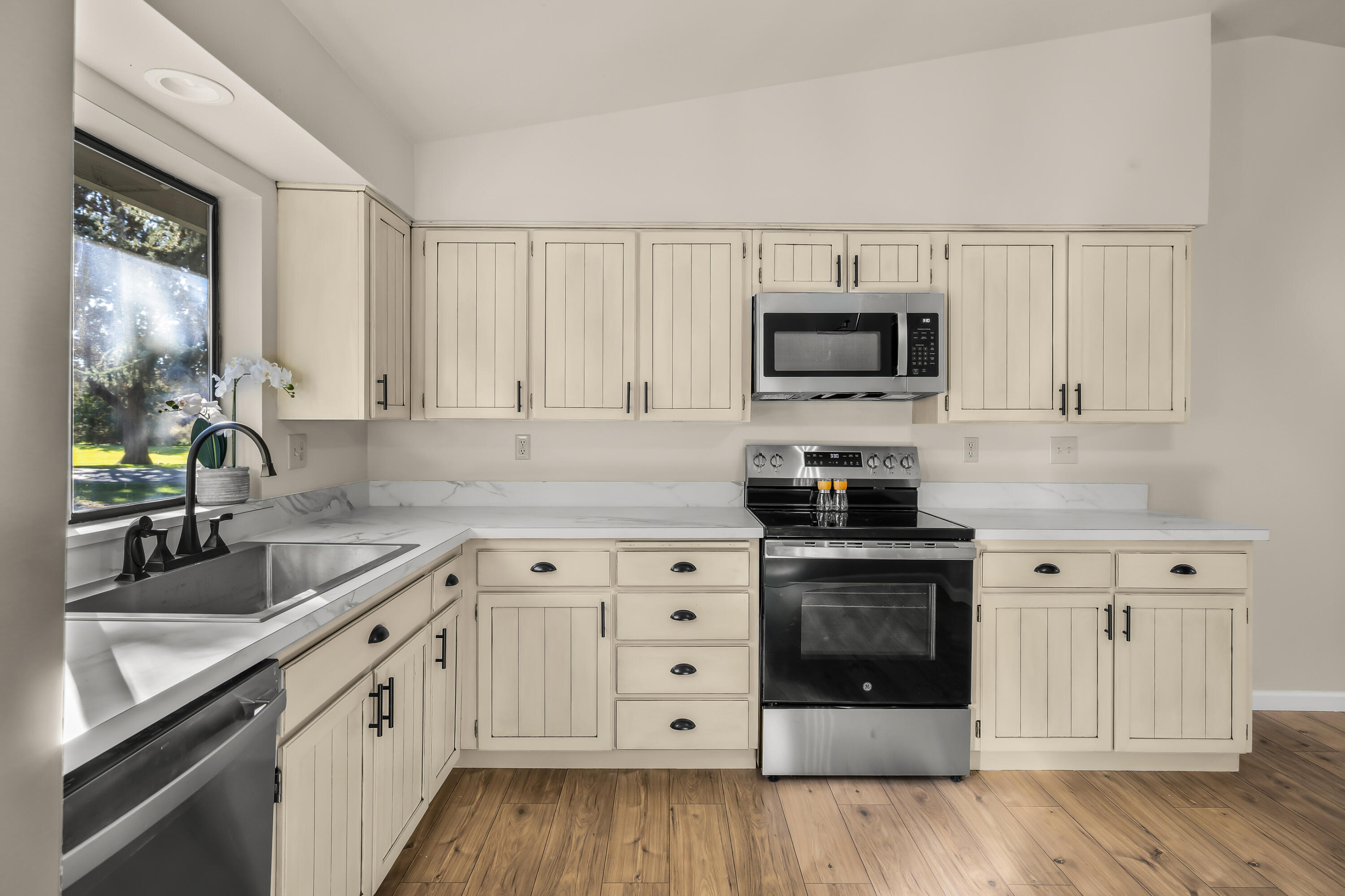 Nottingham Square - Residential