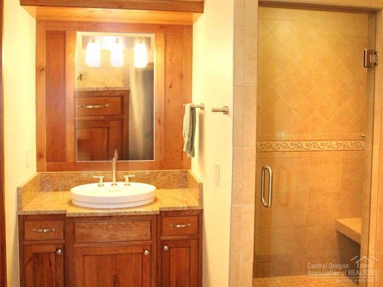 The Highlands at Broken Top - Residential