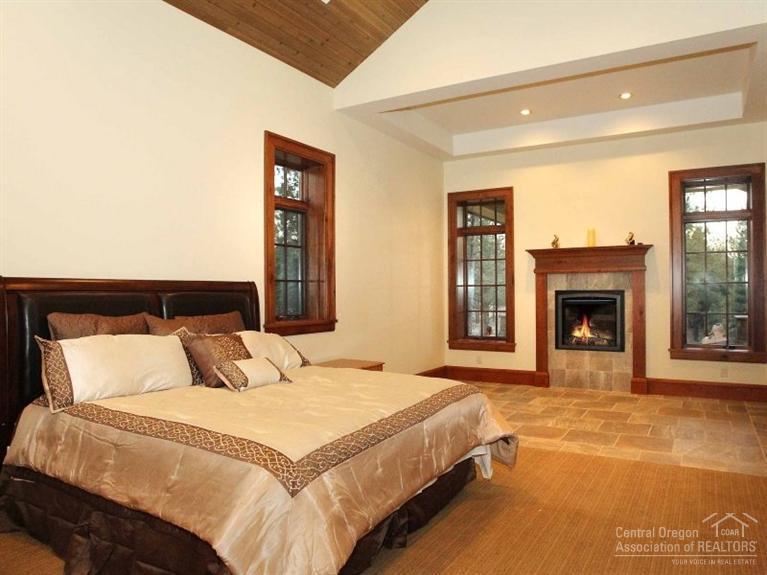 The Highlands at Broken Top - Residential