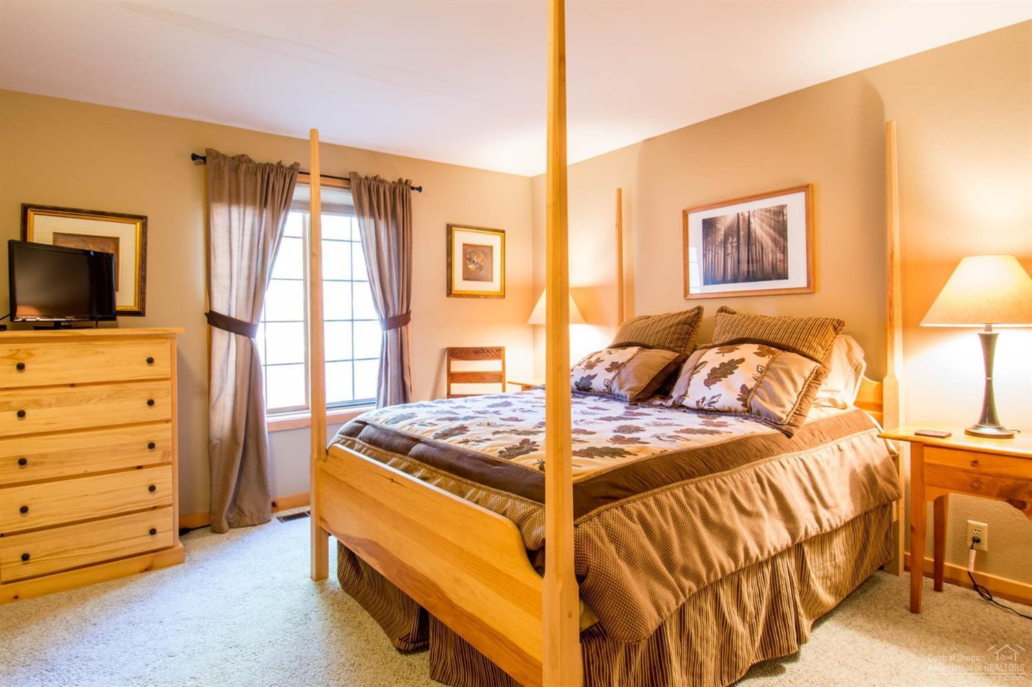 Circle 4 Ranch - Residential