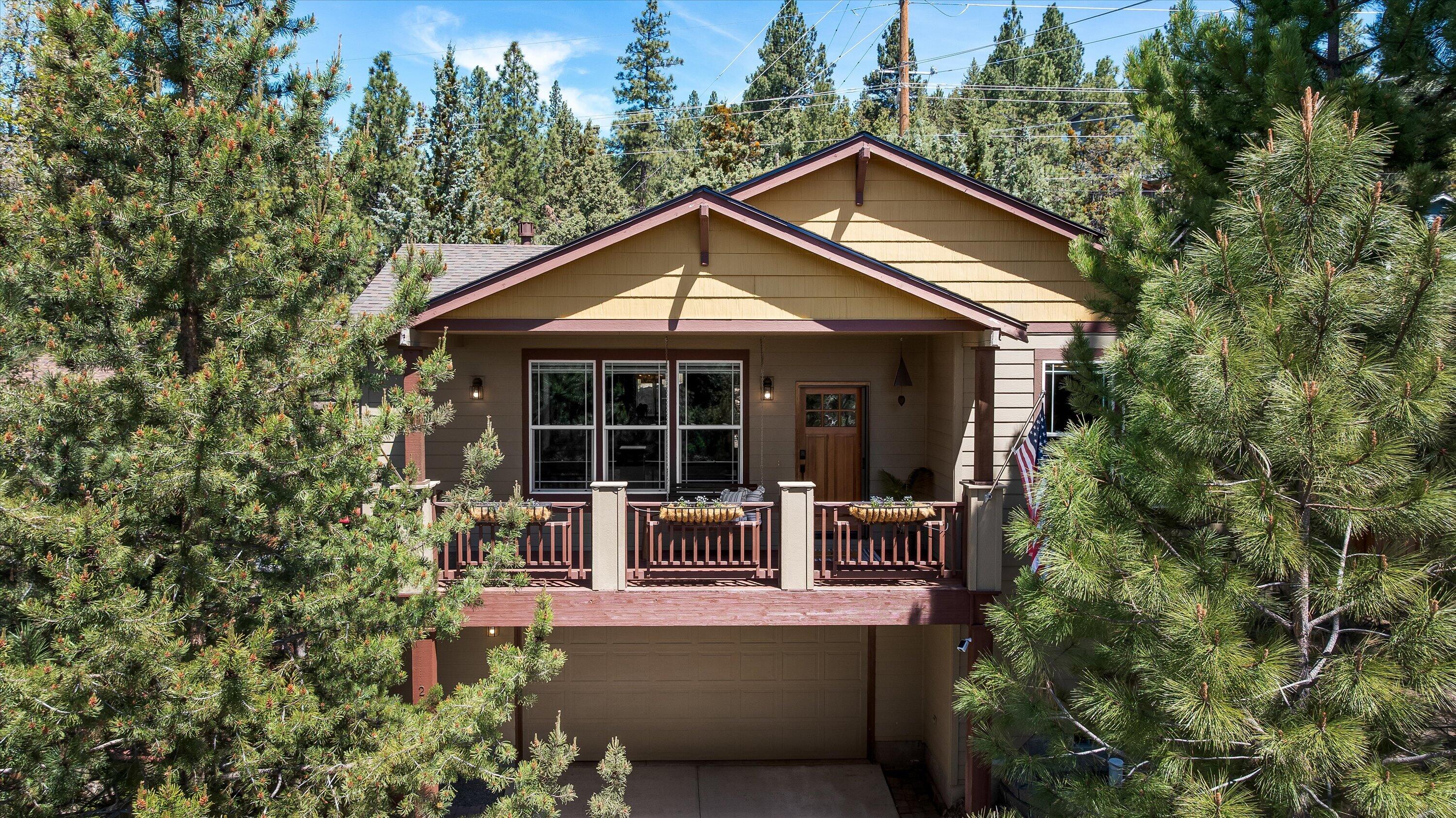 2106 NW Black Pines Place