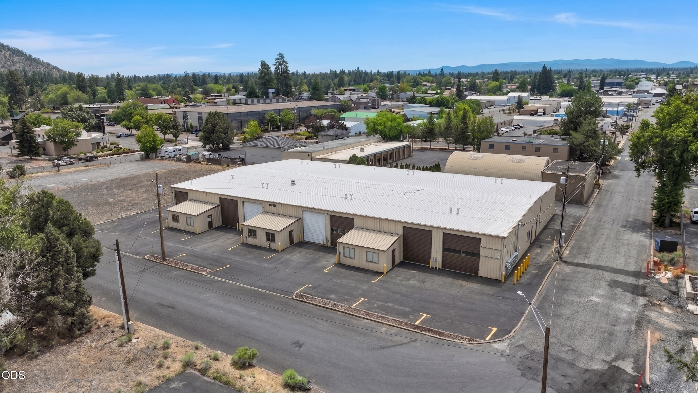 1560 NE 1st Street
