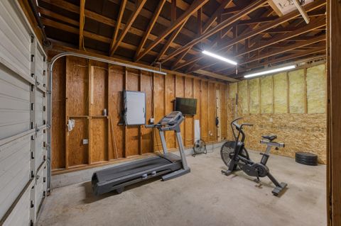 Tiny photo for 52300 Barberry Circle, La Pine, OR 97739 (MLS # 220204682)