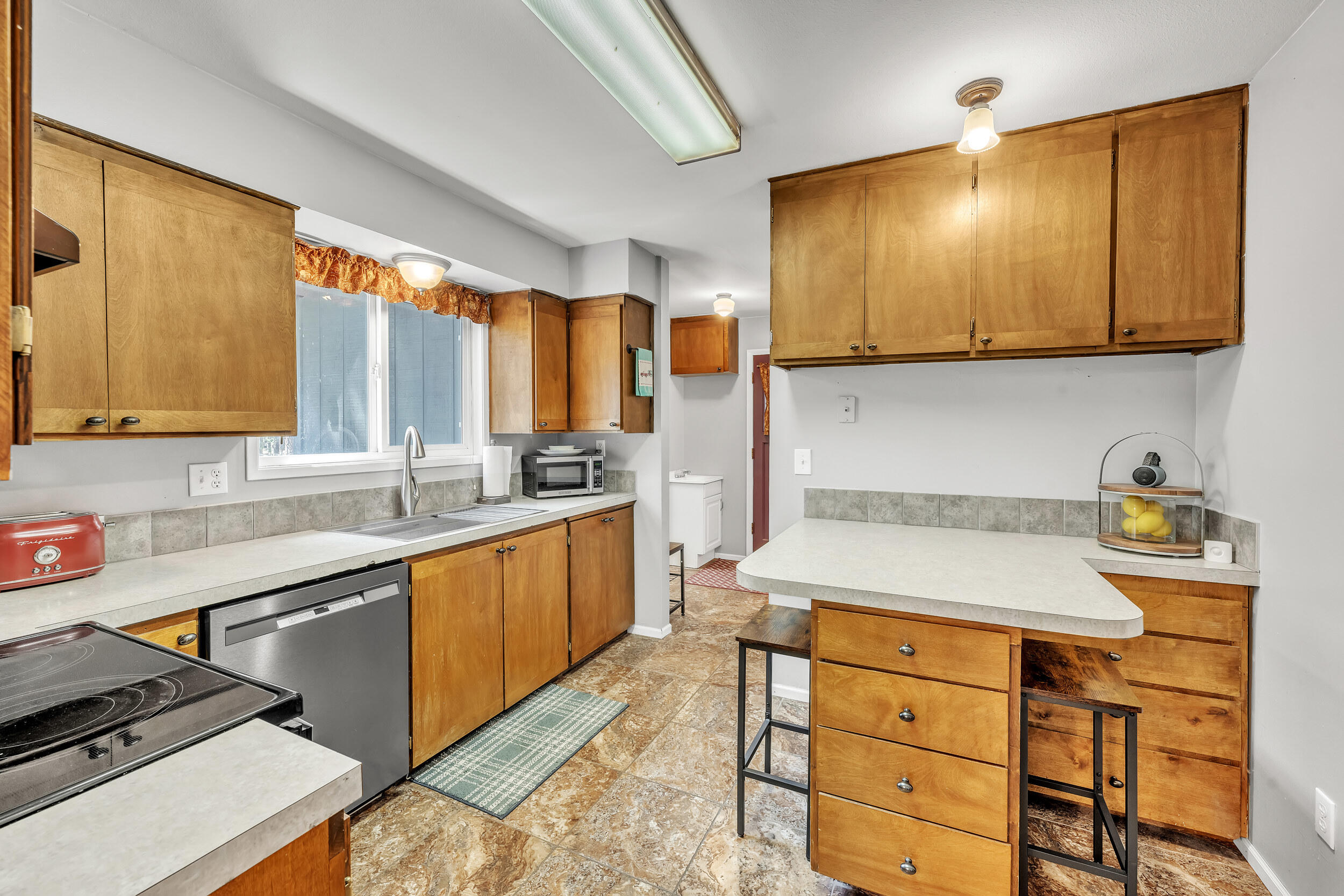 Ponderosa Pines - Residential