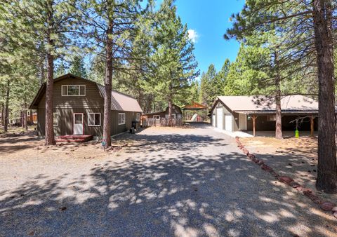 Photo of 52300 Barberry Circle, La Pine, OR 97739 (MLS # 220204682)