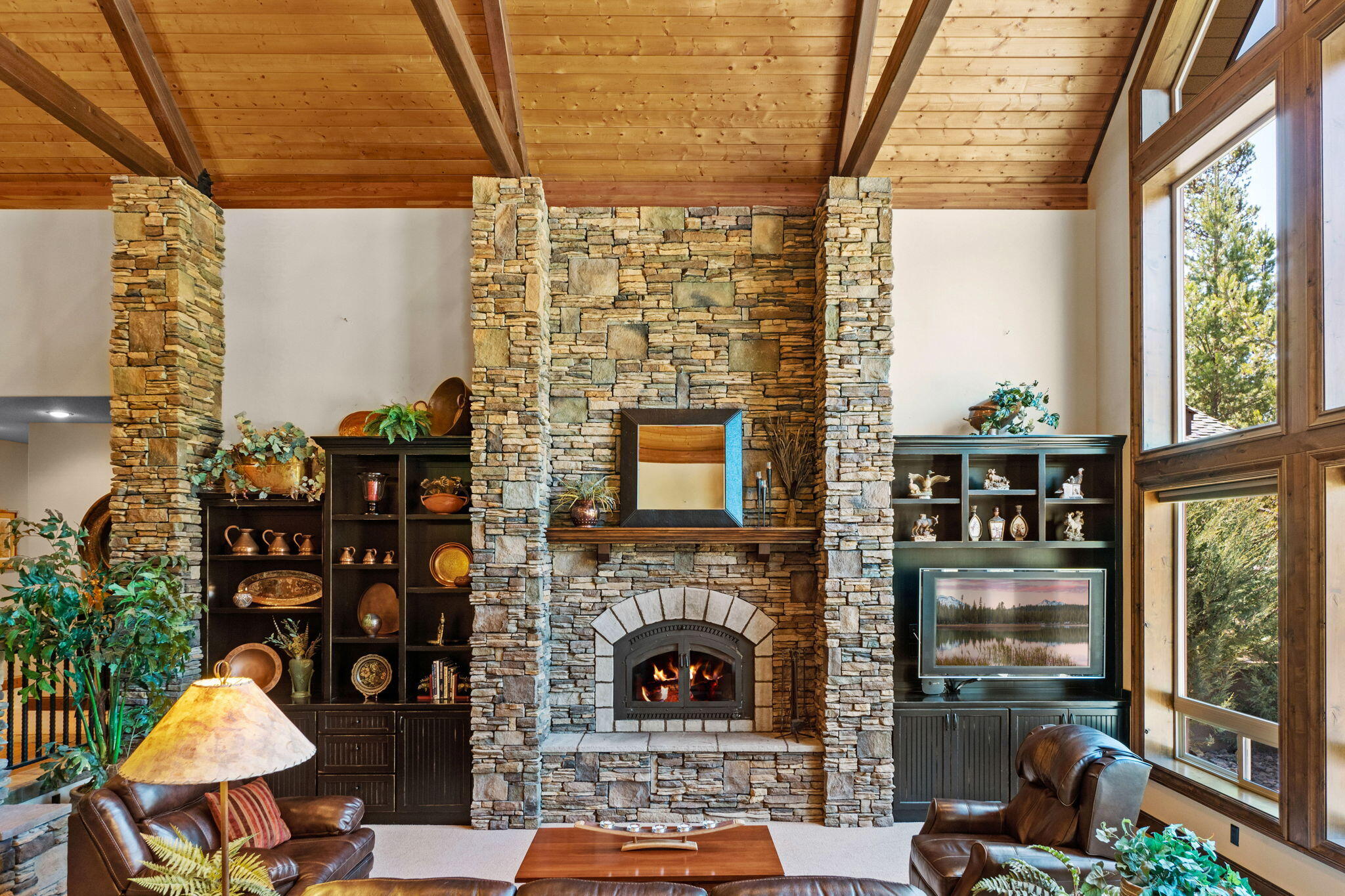 Pinewood Country Est - Residential