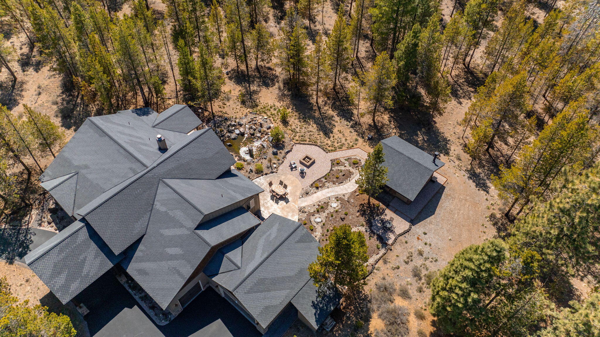 Pinewood Country Est - Residential