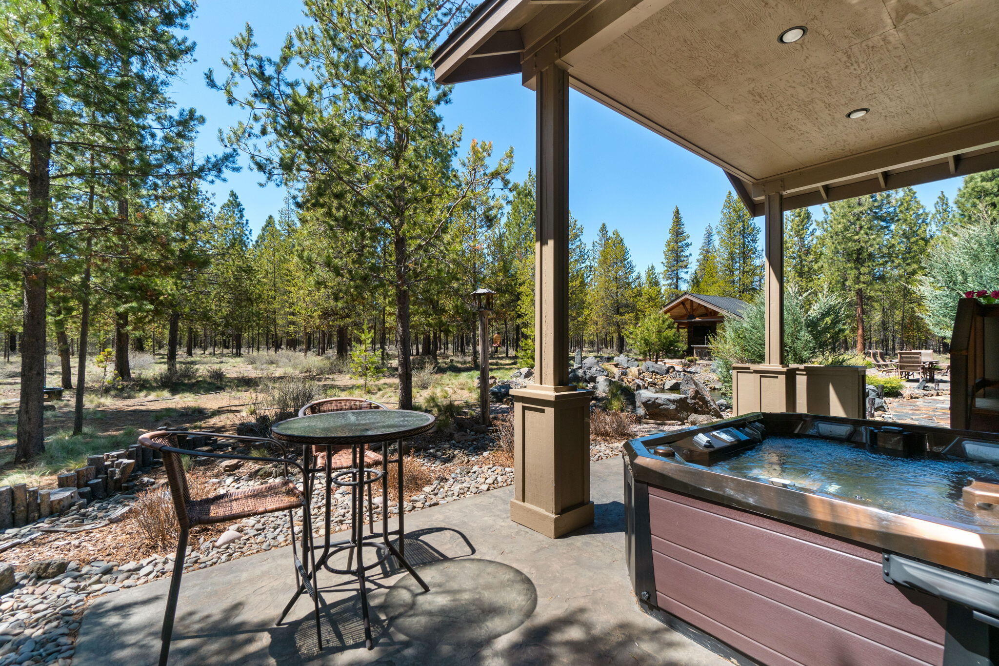 Pinewood Country Est - Residential